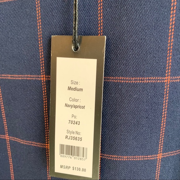 Romeo + Juliet Couture navy plaid crop RELISTED - Picture 3 of 7